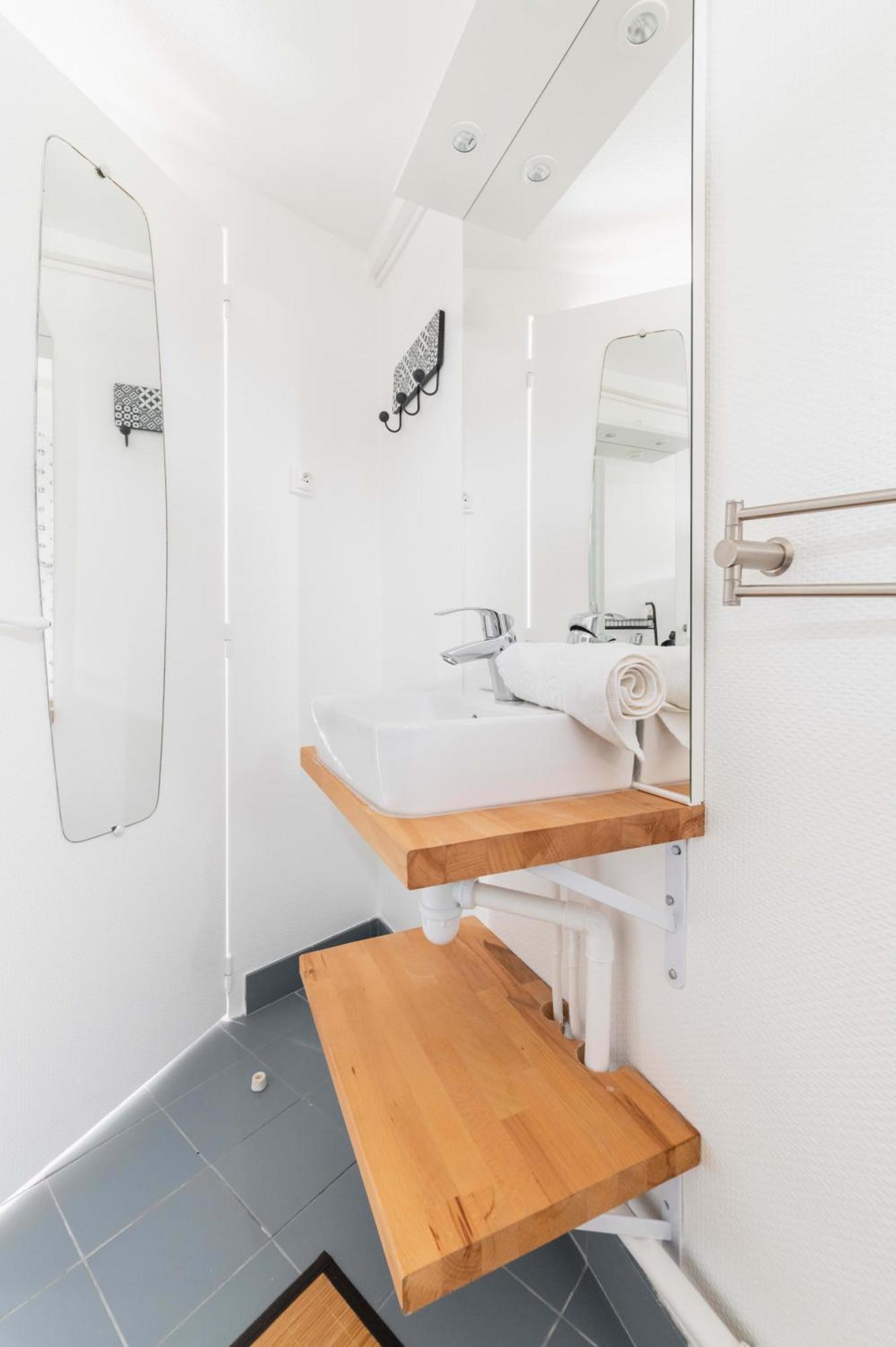 Agreable Studio Coeur De Paris - Paris 6 - 2P - Flat-Guest Exteriör bild